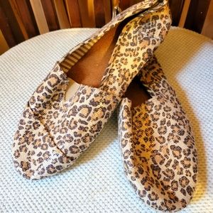 Canvas Sequined slip-on flats in a size 9